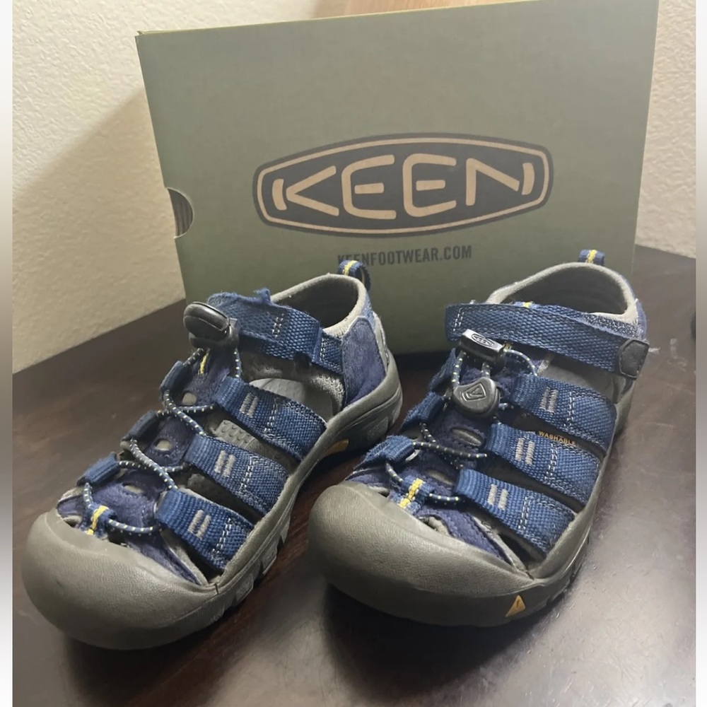 Keen Newport H2 Blue & Gray Hard Toe Sandal